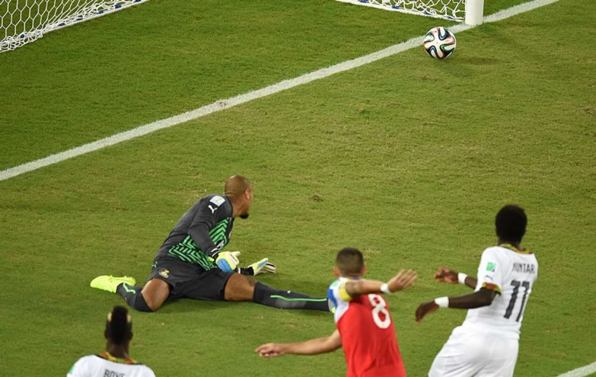 Gol de Dempsey a los 31 segundos, el m&aacute;s r&aacute;pido del mundial. Foto: AFP