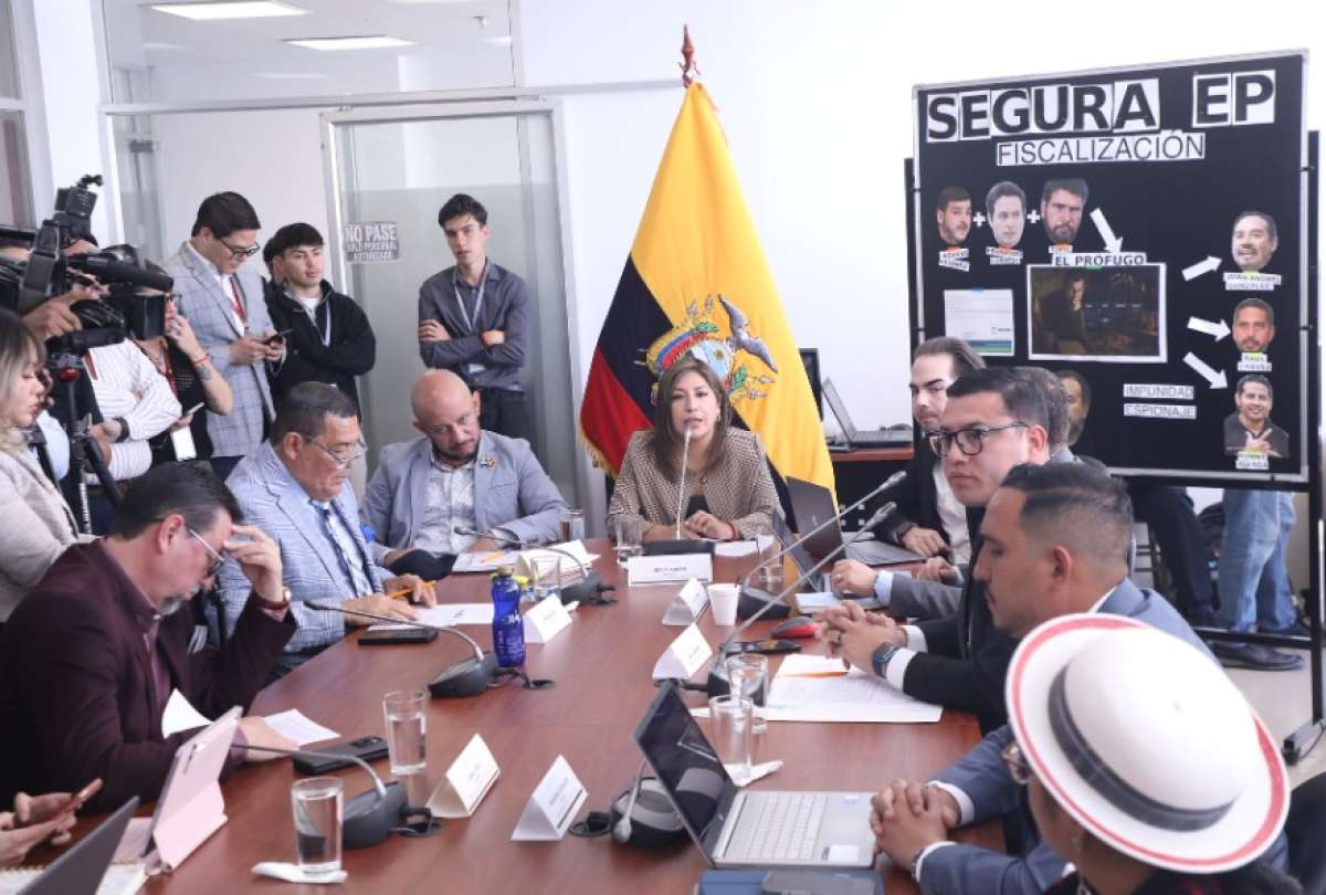 Fernando Cornejo reconoci&oacute; su voz en audio con Rafael Correa ante la Comisi&oacute;n de Seguridad