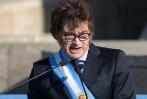 Argentina: avanza la reforma laboral de Milei entre protestas y debate por la huelga