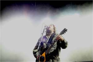 La conspiraci&oacute;n de los hermanos Cavalera llega a Ecuador