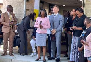 La familia de Jayland Walker ha calificado como &quot;homicidio&quot; la actuación de la policía de Akron.