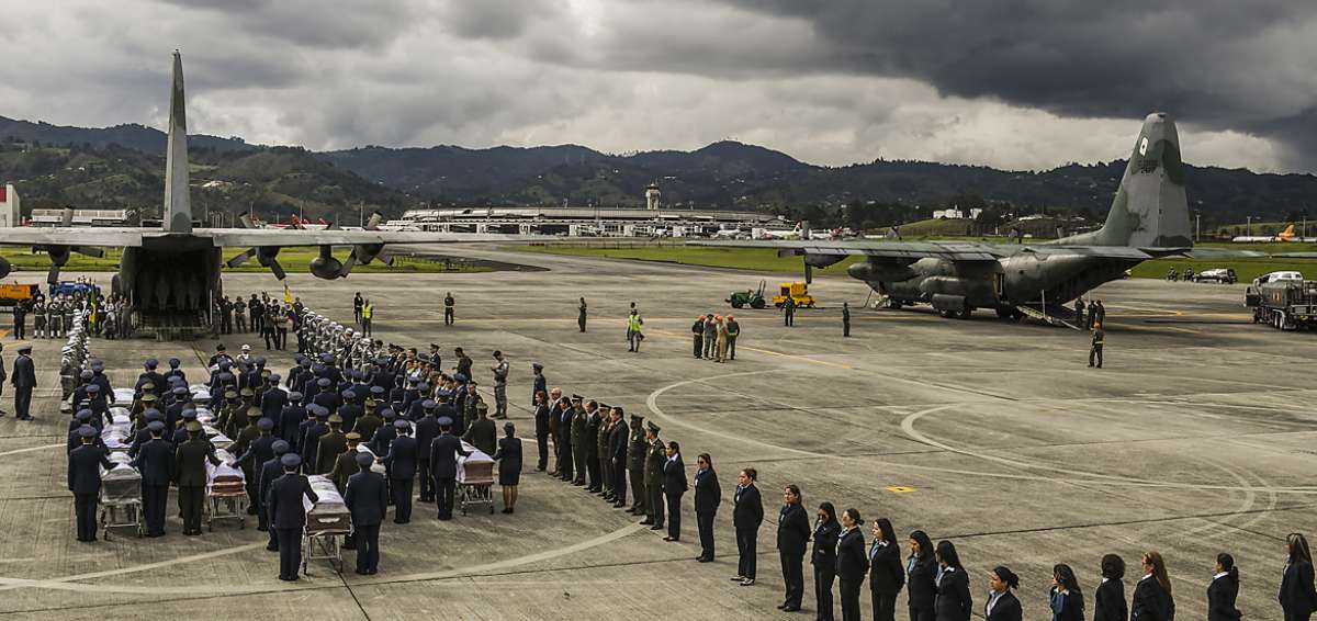 Restos de los jugadores del Chapecoense ya viajan a Brasil