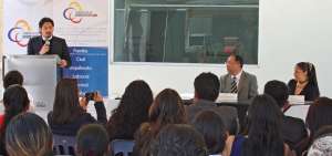 Autoridades de la dependencia judicial, durante la inauguraci&oacute;n. 