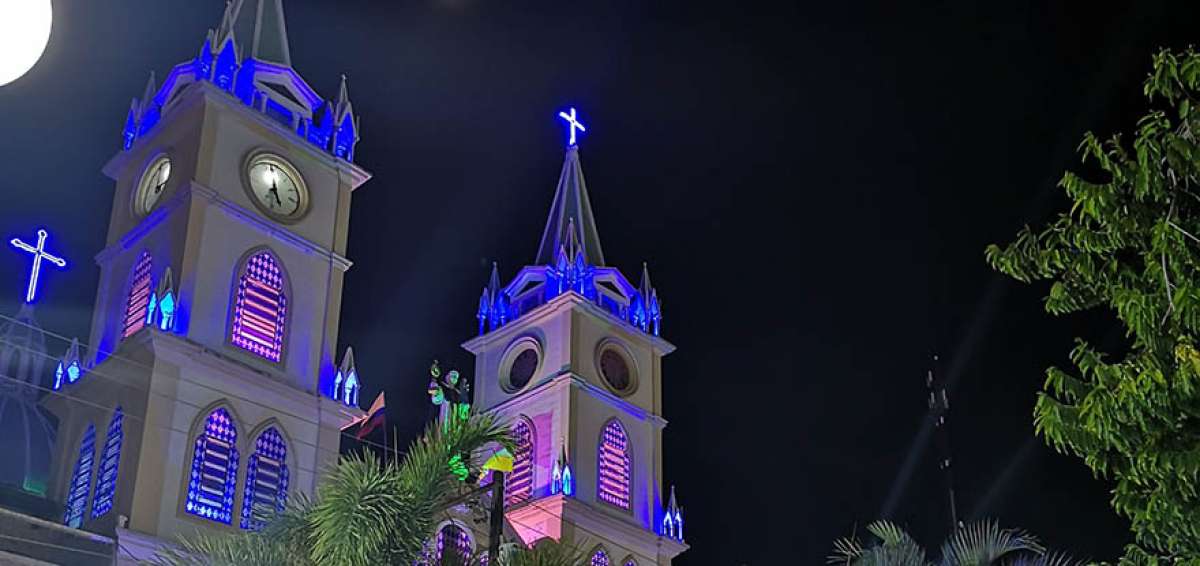 La bas&iacute;lica catedral de San Jacinto recibe desde esta semana a cientos de devotos del pa&iacute;s.