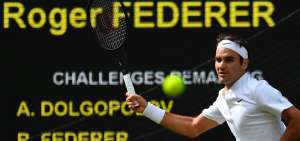 Federer se clasifica a segunda ronda de Wimbledon