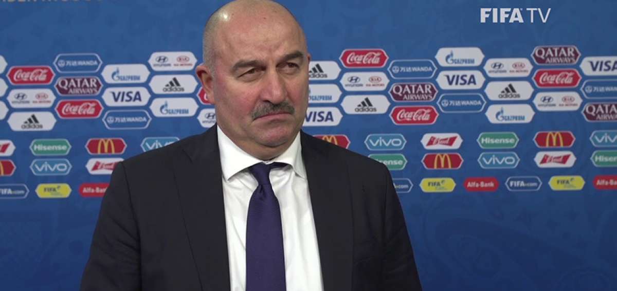 DT Stanislav: Cherch&eacute;sovEl estratega (2 de septiembre de 1963, Alagir, Osetia del Norte, Uni&oacute;n Sovi&eacute;tica) dice que no siente presi&oacute;n, pero irremediablemente la tiene. Casi un desconocido para el pueblo futbolero, es el encargado de hacer que Rusia haga un buen papel en el Mundial. Su Mundial.  