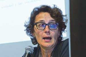 Montserrat Vendrell (Barcelona, 1964). Cargo: Directora General del Parque Cient&iacute;fico de Barcelona (PCB). Formaci&oacute;n: Doctora en Ciencias Biol&oacute;gicas por la Universitat de Barcelona (1991). Foto : Francisco Ipanaqu&eacute;.