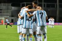 Argentina inicia el cuadrangular final ante Venezuela