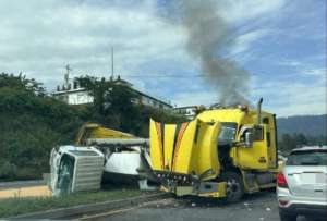 El siniestro se produjo por una pérdida de carril de circulación.