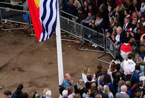 Los británicos aguardan hasta 30 horas para despedir a la reina Isabel II. 