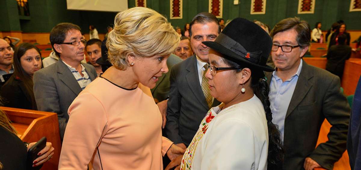 Las asamble&iacute;stas Cinthya Viteri y Lourdes Tib&aacute;n, precandidatas presidenciales de sus respectivos partidos.