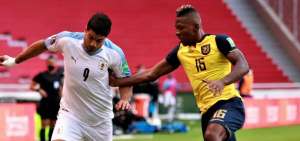 Pervis Estupi&ntilde;&aacute;n represent&oacute; con orgullo a la Selecci&oacute;n