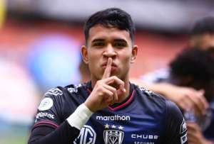 Kendry Páez regresa al Ecuador