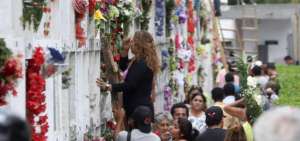 Los municipios deber&aacute;n emitir las ordenanzas para dar paso al pedido del COE sobre el cierre la prohibici&oacute;n de visitas a los cementerios durante el feriado. 