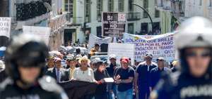 Los conductores se movilizaron desde el Parque El Arbolito. Luego se concentraron afuera de la Alcald&iacute;a.