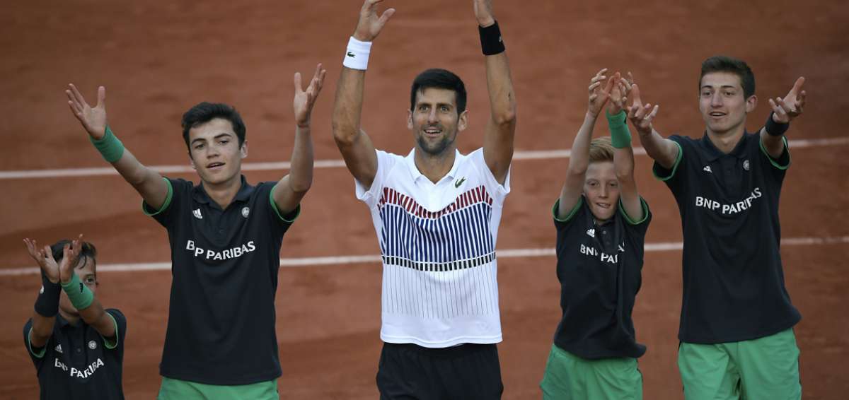 Albert Ramos cae ante Djokovic en octavos de Roland Garros