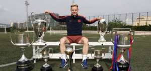Ivan Rakitic regresa al Sevilla con un traspaso inicial de 1,5 millones