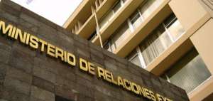 La posici&oacute;n ecuatoriana fue ratificada mediante una carta enviada por el canciller, Guillaume Long, a la CIDH.