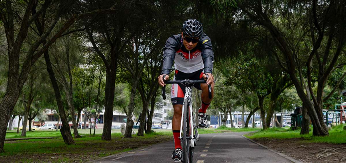 El ciclista ecuatoriano Alan Lozano, integrante del Team Best PC, participa por primera vez en una Vuelta al Ecuador. Entre sus logros constan el t&iacute;tulo panamericano juvenil de pista y el r&eacute;cord nacional de velocidad en la prueba de 1 km.