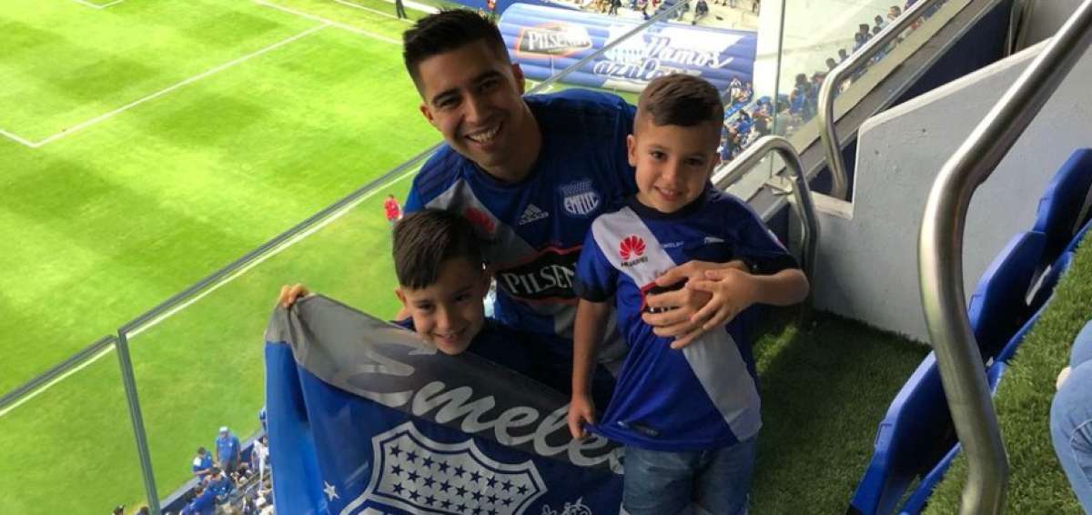 El jugador tendr&iacute;a una propuesta de Emelec para jugar la temporada.