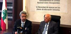 Ministro de Asuntos Sociales de L&iacute;bano, Rashid Derbas, y el Enviado Especial de Naciones Unidas sobre Discapacidad y Accesibilidad, Len&iacute;n Moreno, informan acerca de su encuentro en Beirut.