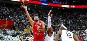 El jugador turco Bugrahan Tuncer durante el  Mundial de baloncesto de China.