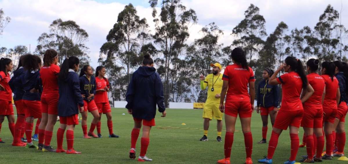 Selecci&oacute;n Femenina Sub17 realiz&oacute; microciclo en Quito