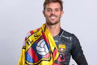 Barcelona está suspendido por deuda con Javier Burrai
