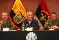 Ejército ecuatoriano entrega información a las autoridades