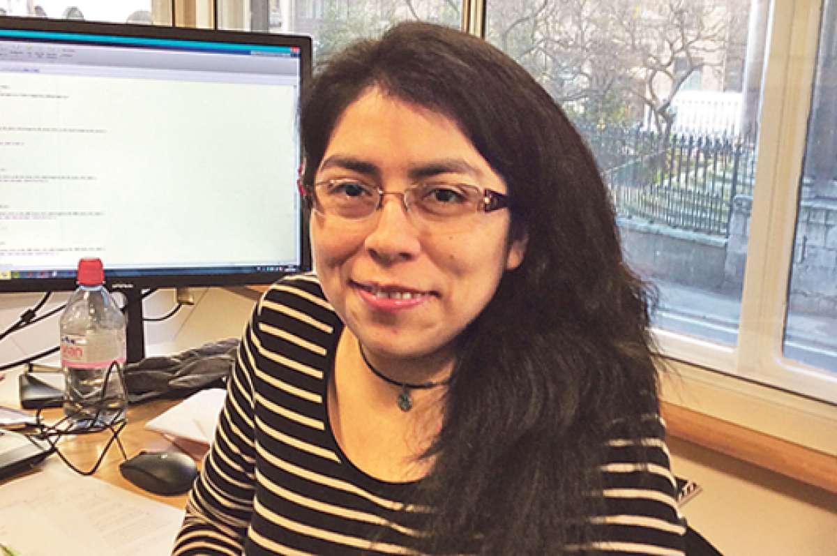 Sara Abad Guam&aacute;n realiza su doctorado en Inglaterra. En la actualidad trabaja en la creaci&oacute;n de un robot que ayude en las t&eacute;cnicas agr&iacute;colas de Ecuador. Foto: Leonardo Boix
