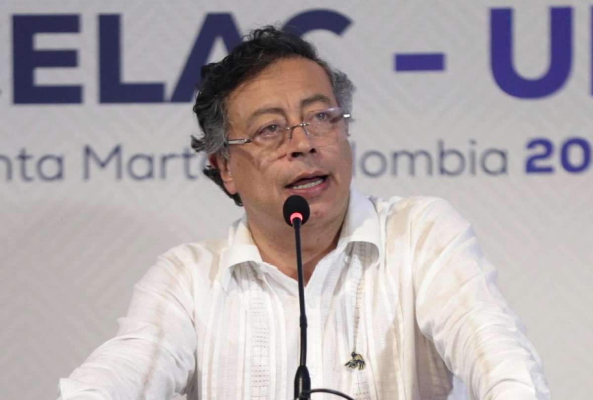El presidente Gustavo Petro justific&oacute; el incremento del salario hasta los USD 535. 
