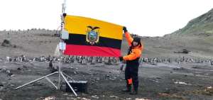 T&eacute;cnicos del ECU 911 instalaron los equipos en la Ant&aacute;rtida.