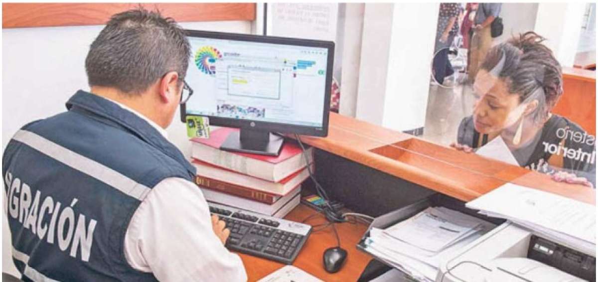 Los  extranjeros tendr&aacute;n que tener el seguro de salud por el tiempo que permanezcan en el pa&iacute;s.