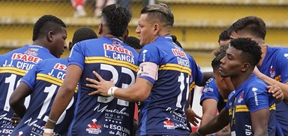 Delf&iacute;n super&oacute; al Aucas en un partido jugado en dos d&iacute;as