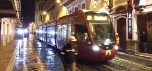 Al recorrer el centro de la ciudad de Cuenca, el Tranv&iacute;a circul&oacute; con t&eacute;cnicos y autoridades de la Municipalidad azuaya durante varias horas.