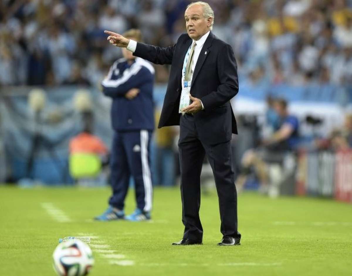 Sabella: "En el balance de los dos tiempos, pongo un 6 a Argentina"