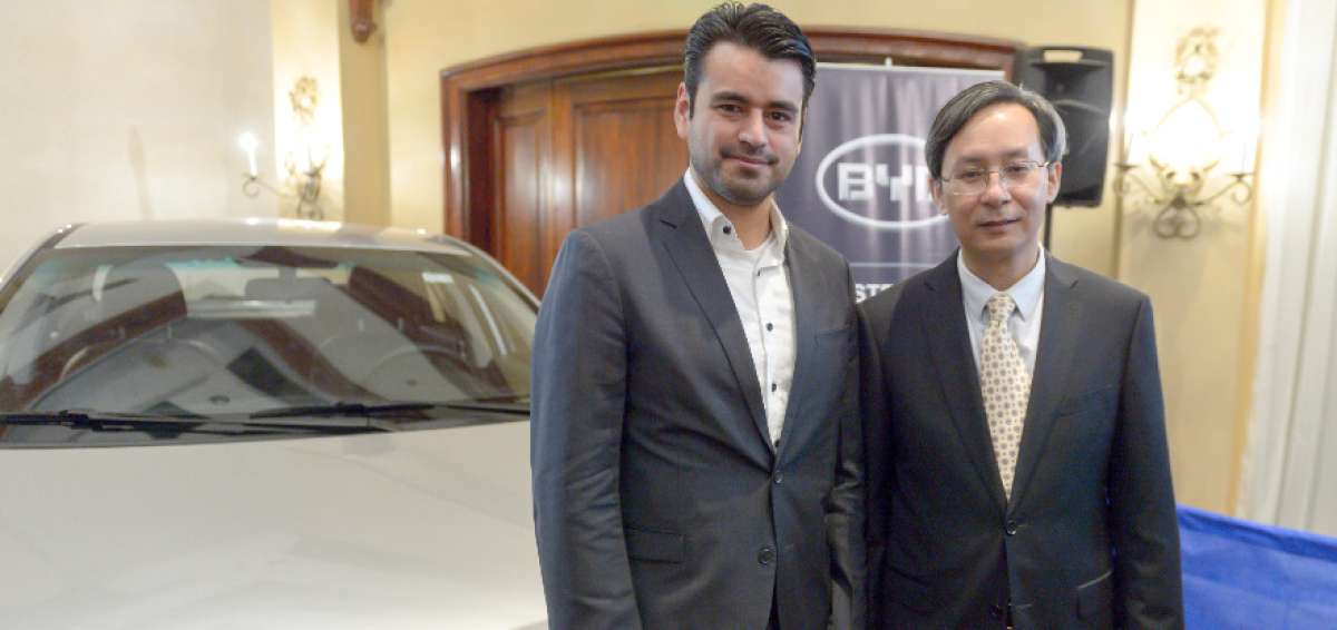 Torneo de ping-pong re&uacute;ne a empresas de Ecuador y China