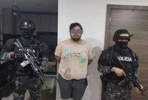 En un operativo simultáneo realizado la madrugada del 24 de octubre, la Policía Nacional y la Fiscalía capturaron a agentes penitenciarios, militares y presos vinculados con la fuga de alias 'Fede'.