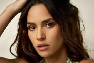  Adria Arjona será la protagonista del video musical de la canción Mujer
