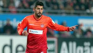 Jugador del D&uuml;sseldorf sancionado por machista pita un partido femenino