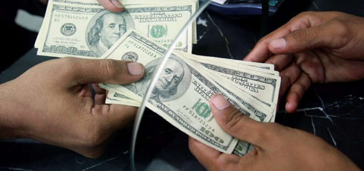 La decisi&oacute;n de extender el plazo-que venc&iacute;a el 15 de octubre- se debe a que gran cantidad de personas a&uacute;n busca cambiar sus billetes en mal estado.