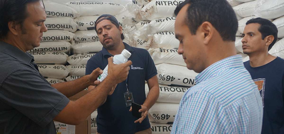 El MAG verifica la correcta entrega de los kits agr&iacute;colas a las asociaciones