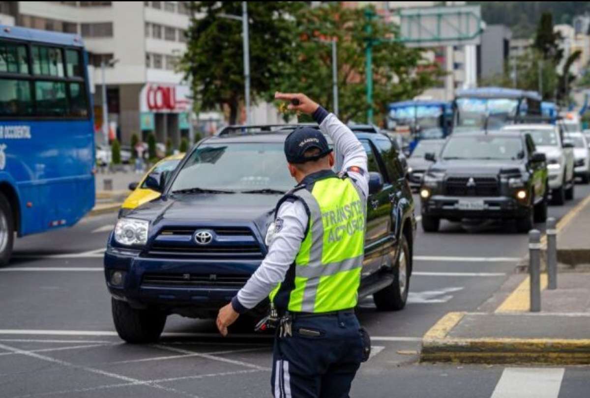 Atenci&oacute;n a los operativos de tr&aacute;nsito en Quito este martes 23 de diciembre