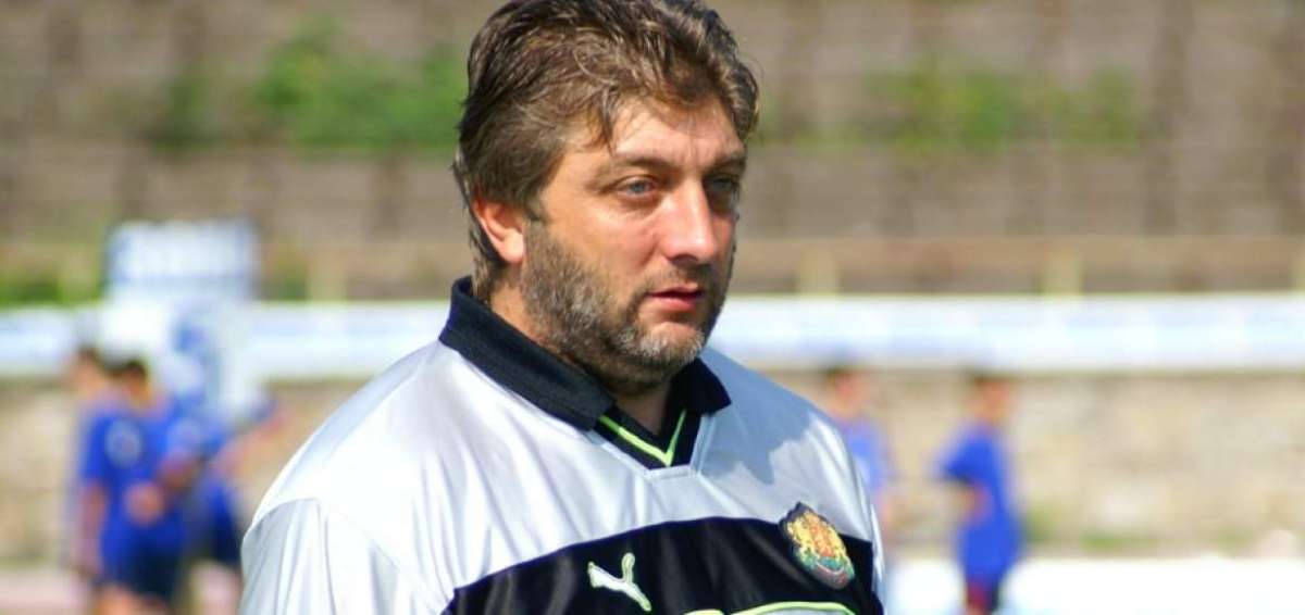 Ivanov particip&oacute; en 77 partidos con la camiseta de Bulgaria entre 1988 y 1998, en los que anot&oacute; 6 goles.