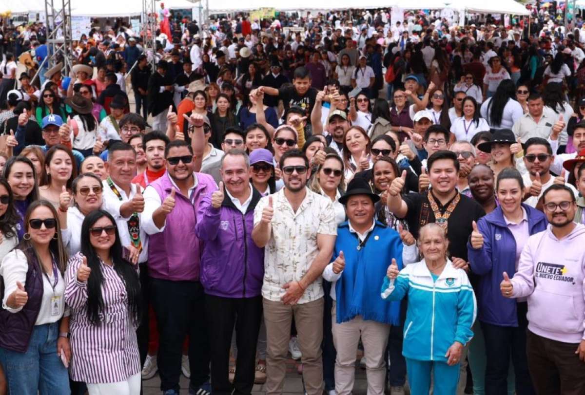 El Ministerio de Salud Pública llevó a cabo la octava Feria de Salud Intercultural en Otavalo, provincia de Imbabura.