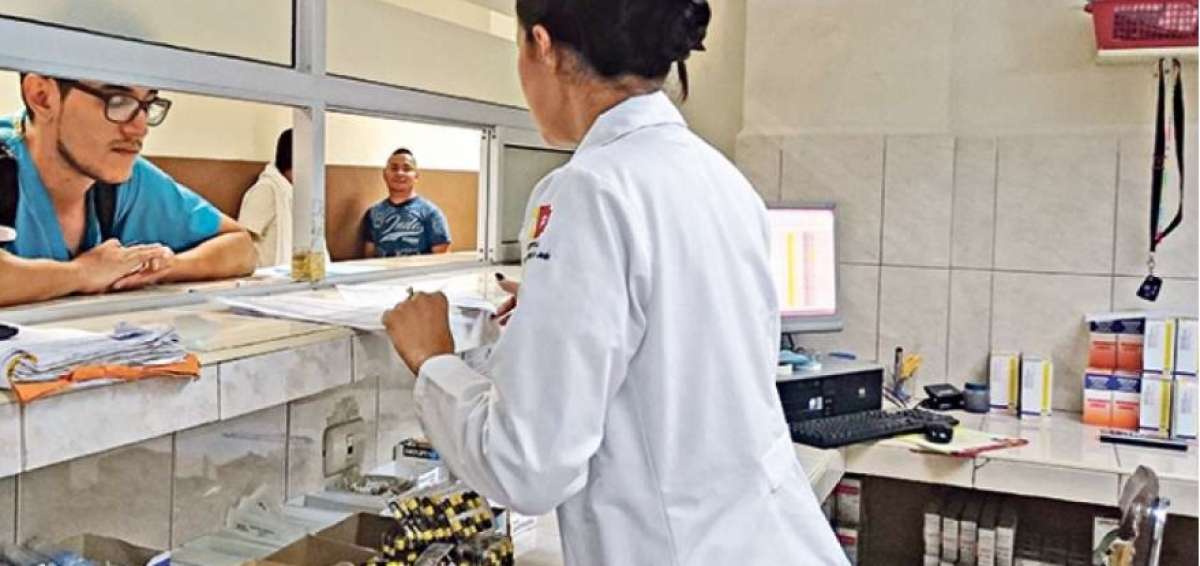 M&eacute;dicos rechazan nueva revisi&oacute;n de cuadro b&aacute;sico de medicamentos