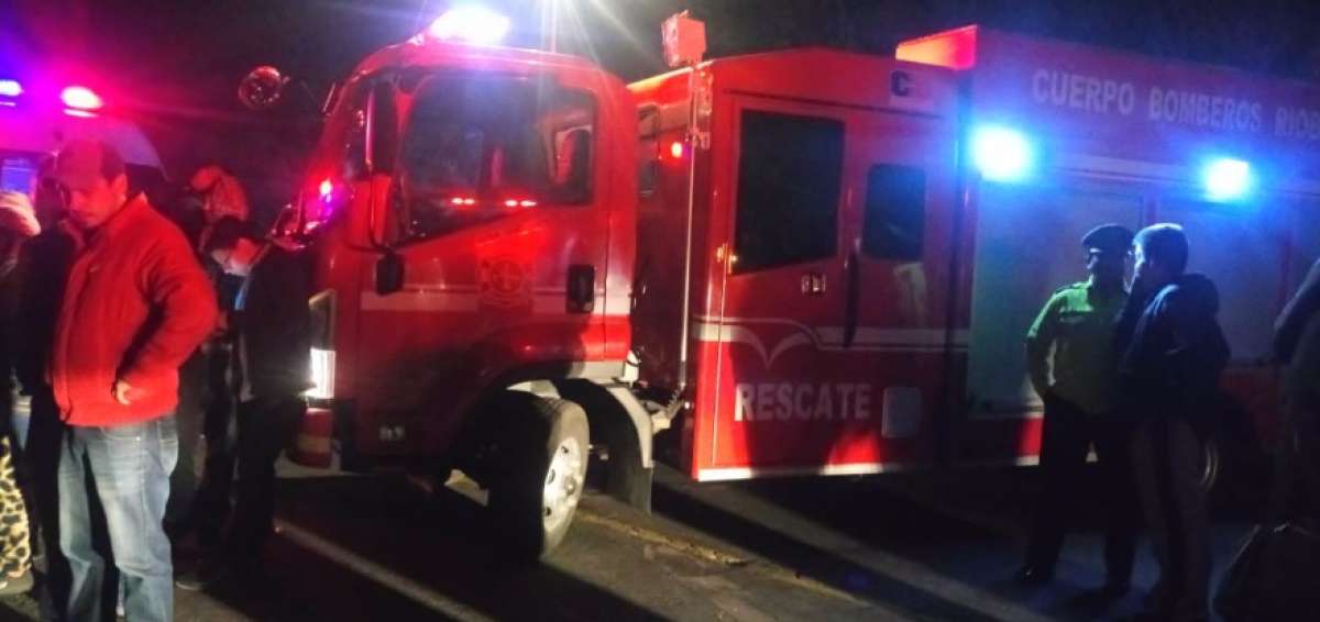 Alcalde de Penipe y dos funcionarios municipales fallecen en accidente de tr&aacute;nsito