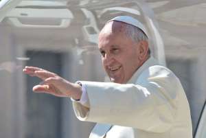 Tres d&iacute;as durar&iacute;a visita del Papa a Ecuador 