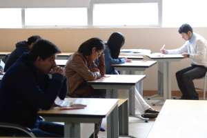 Los evaluados necesitan m&iacute;nimo 60/100 para aprobar. Los resultados se conocer&aacute;n a finales de junio. Foto: Carina Acosta / El Tel&eacute;grafo 
