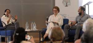 Hubo conversatorios, presentaciones art&iacute;sticas y feria de libros.